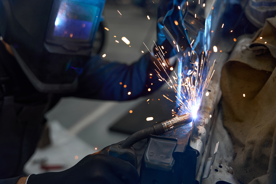 Discover a career in fabrication operations